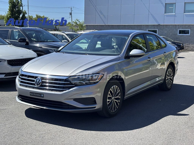 2020 Volkswagen Jetta HIGHLINE, CUIR, TOIT-PANO, CARPLAY, BLUETO in Cars & Trucks in Longueuil / South Shore