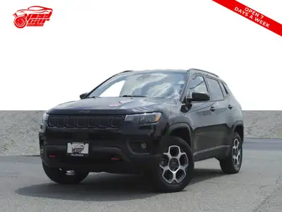 CLEAN CARFAX KEY FEATURES: FOG LAMPS | PREMIUM ALLOY WHEELS | BLINDSPOT | LEATHER SEATS | POWER SEAT...
