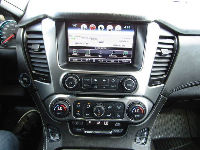 2018 Chevrolet Suburban PREMIER 4WD 5.3L B.S.A/H.U.D/NAV/CAM/2XD in Cars & Trucks in Calgary - Image 4
