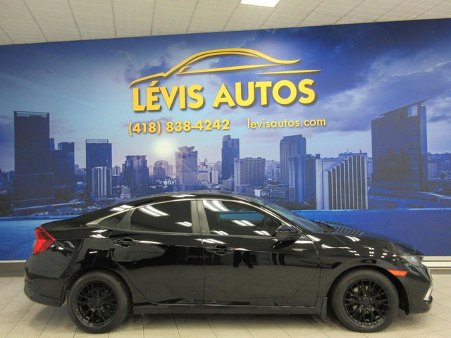 HONDA CIVIC 2021 LX AUTOMATIQUE AIR CLIMATISE BANCS CHAUFFANT in Cars & Trucks in Lévis