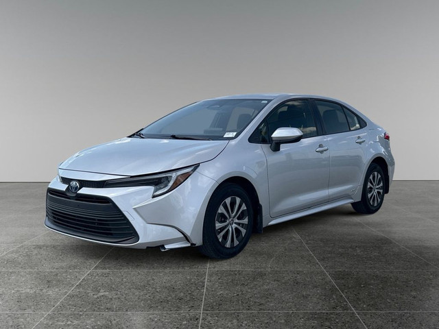 2023 Toyota Corolla Hybrid LE / Heated Seats / Back up camera in Cars & Trucks in Calgary
