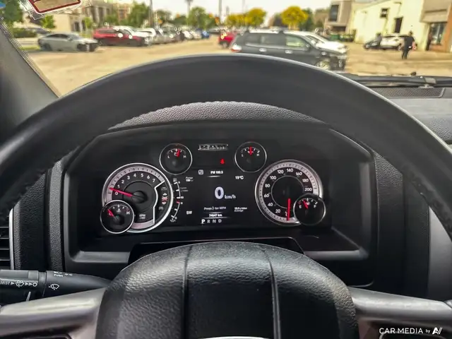 2022 RAM 1500 Classic SLT WARLOCK | SPORT HOOD | REAR SLIDING... in Cars & Trucks in London - Image 16