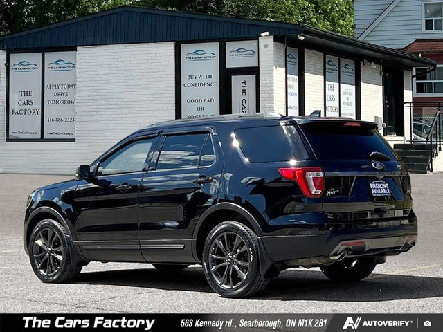 2017 Ford Explorer 4WD XLT Lether/ Roof / Apple Carplay - No Acc in Cars & Trucks in City of Toronto - Image 4