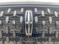 Leather Seats, Heated Seats, Sunroof! Impeccable exterior style, plush interior comfort, and active... (image 9)