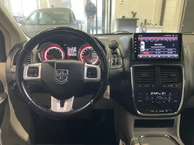 Dodge Grand Caravan Familiale à 4 portes, cabine multiplaces Plu in Cars & Trucks in Laval / North Shore - Image 22