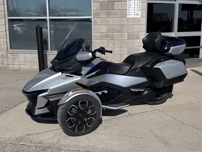 DEMO 2024 CAN AM SPYDER RT LTD $32,999 + HST & LICENSING CONVENIENT FINANCING AVAILABLE WITH COMPETI...