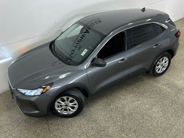 2023 Ford Escape Active ACTIVE/AWD/PWR SEAT/PWR HATCH/REM STA... in Cars & Trucks in Belleville - Image 2