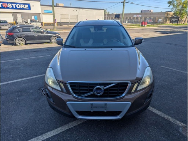 2010 Volvo XC60 AWD 5dr 3.0L T6 in Cars & Trucks in Calgary - Image 2