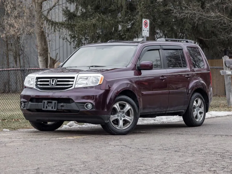 2013 Honda Pilot EX-L with LEATHER/ SUNROOF LOADED