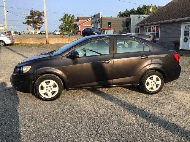 2014 Chevrolet Sonic LS in Cars & Trucks in Annapolis Valley - Image 2