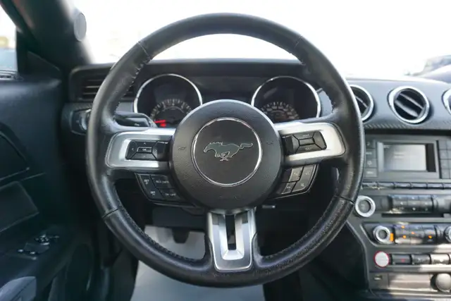 2017 Ford Mustang in Cars & Trucks in Oakville / Halton Region - Image 11