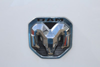 VEHICLE COMES WITH A 62 POINT MECHANICAL FITNESS ASSESSMENT, CARFAX VEHICLE HISTORY REPORT & WARRANT... (image 8)