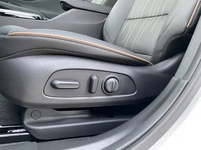 2025 Buick Envista Avenir in Cars & Trucks in Edmonton - Image 27