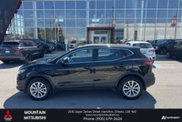 Low Mileage, Sunroof, Heated Seats, Apple CarPlay, Android Auto, Remote Start! Compare at $27998 - O... (image 1)