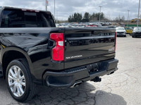 SUNROOF | HEATED SEATS | HEATED STEERING WHEEL | WIRELESS CHARGING | REMOTE START | HOT SPOT | XM RA... (image 3)