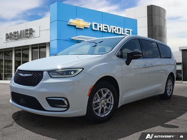2024 Chrysler Pacifica Touring-L in Cars & Trucks in Windsor Region