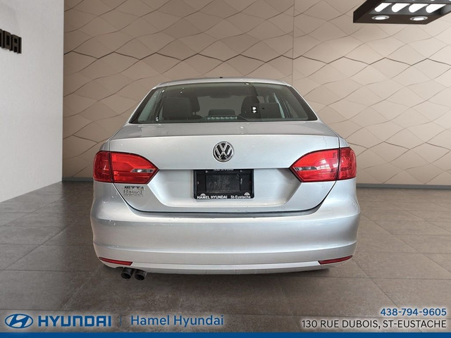 2013 Volkswagen Jetta TRENDLINE in Cars & Trucks in Laval / North Shore - Image 4
