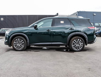 Recent Arrival! Nissan Company Demo, Premium Pkg, Low Km's! 2024 Nissan Pathfinder SL with Premium P... (image 4)