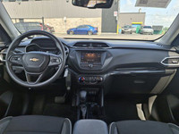 Look at this certified 2021 Chevrolet Trailblazer LS AWD | BSM | Cruise | Wireless CarPlay + Android... (image 4)
