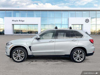 This BMW X5 eDrive boasts a Intercooled Turbo Gas/Electric I-4 2.0 L/122 engine powering this Automa... (image 1)