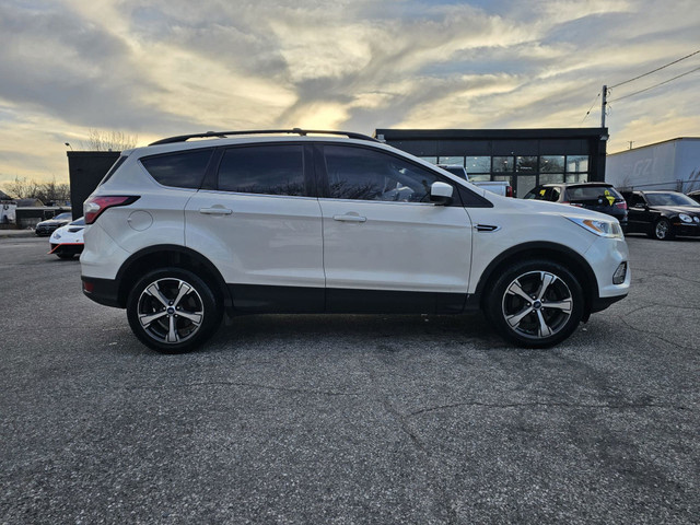 2018 Ford Escape LEATHER SEATS! HEATED SEATS, POWER SEATS! SUNRO in Cars & Trucks in City of Toronto - Image 4