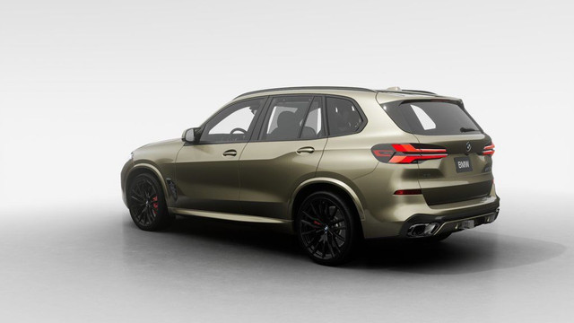 2025 BMW X5 M60i xDrive | Premium | M Sport Pro | Freins M in Cars & Trucks in City of Montréal - Image 2