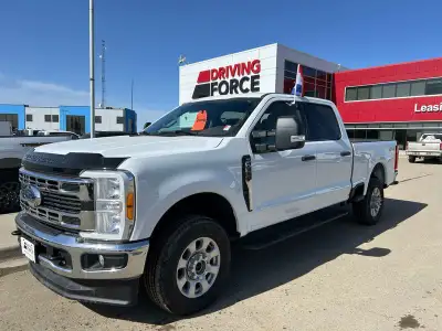 2023 Ford Super Duty F-350 SRW XLT 4WD Crew Cab 6.75' Box, 7.3L 2V V8, Gas, 10-Spd Automatic, Class...