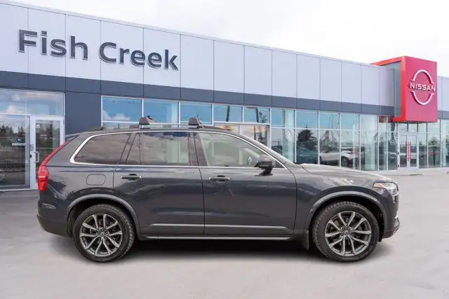 2017 Volvo XC90 T6 Momentum | No Accidents | Thule Ski Carrier in Cars & Trucks in Calgary - Image 9