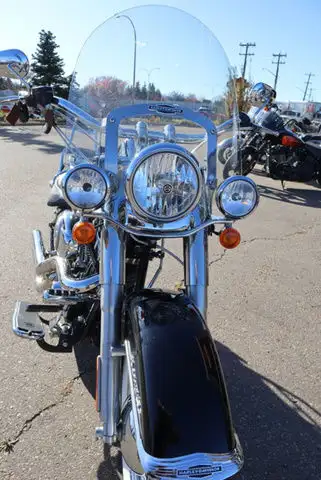 2008 Harley-Davidson FLDE in Street, Cruisers & Choppers in Strathcona County - Image 7