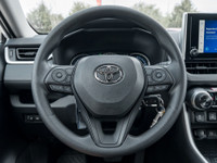 Odometer is 4719 kilometers below market average!Reverse Camera, Clean Car fax Report and Accident f... (image 5)