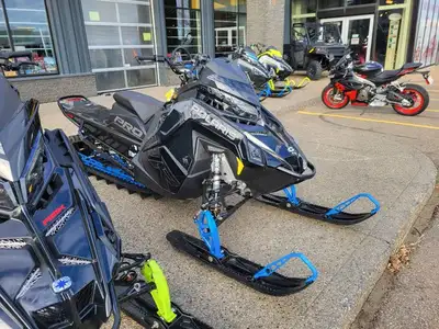 2023 Polaris Patriot 9R PRO RMK Slash 155 2.75in. track with only 786 km. This sled is in like new c...