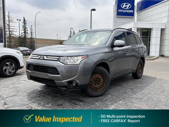 2014 Mitsubishi Outlander ES in Cars & Trucks in Calgary