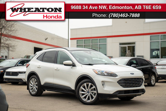 2022 Ford Escape Titanium Hybrid in Cars & Trucks in Edmonton