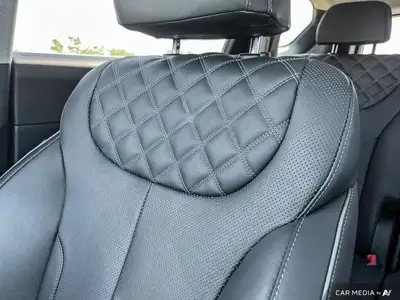 2022 Hyundai Santa Fe Plug-In Hybrid Luxury | Leather, View more
