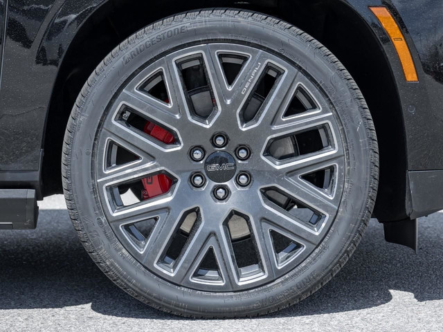 2025 GMC Yukon Denali Ultimate in Cars & Trucks in Mississauga / Peel Region - Image 4