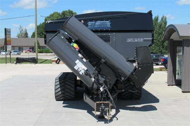 2024 Elmers Haul Master 2000 Grain Cart in Farming Equipment in Winnipeg - Image 2