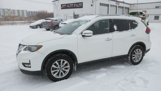 2019 Nissan Rogue SV FWD  in Cars & Trucks in Edmonton