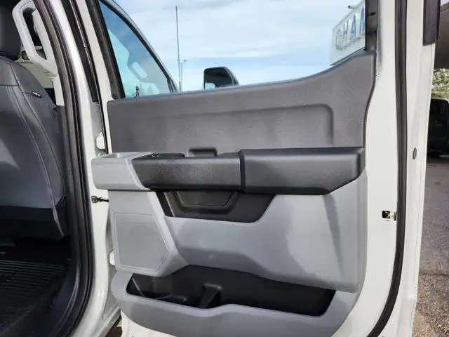 2025 Ford Super Duty F-350 SRW XL|OFF ROAD PKG|HD dans Autos et camions dans Calgary - Image 15