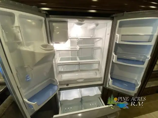 2018 Thor Motor Coach Tuscany 45AT only 029,124 Miles in RVs & Motorhomes in Moncton - Image 39