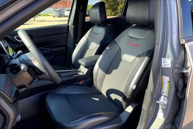2023 Jeep Compass 4WD TRAILHAWK in Cars & Trucks in Edmonton - Image 25