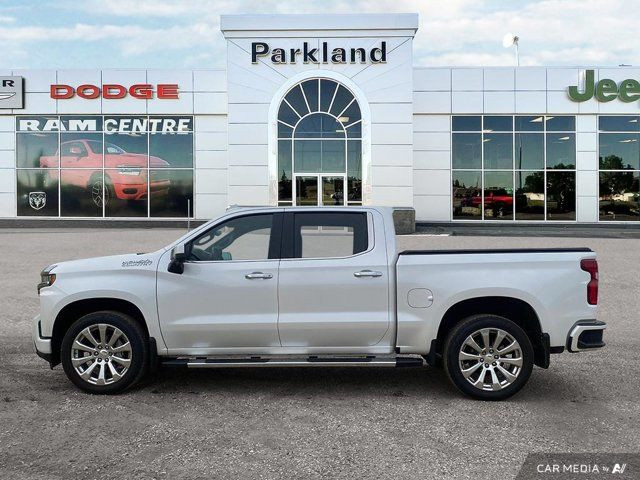 2020 Chevrolet Silverado 1500 High Country Crew 4x4 6.2L in Cars & Trucks in St. Albert - Image 2