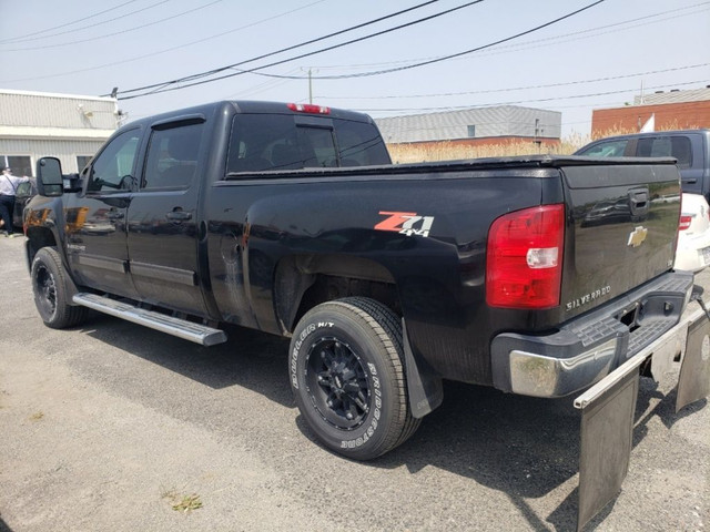 2009 Chevrolet Silverado 2500HD LTZ in Cars & Trucks in Longueuil / South Shore - Image 4