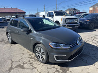 See Dealer Website for Details. 2018 Volkswagen e-Golf Comfortline (image 4)