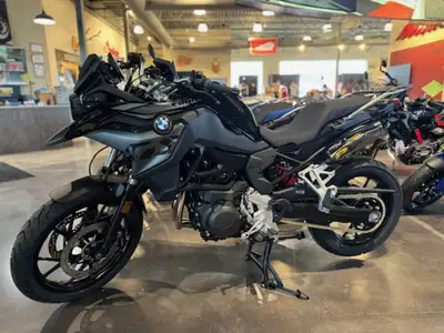 $1250 BMW ACCESSORY CREDIT INCLUDED IN PRICE - 2024 F800GS in a great configuration including the lo...