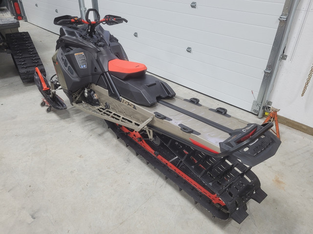 2022 SKIDOO SUMMIT X EXPERT 850 165" (FINANCING AVAILABLE) in Snowmobiles in Strathcona County - Image 4