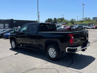 ACCIDENT FREE | HEATED SEATS | HEATED STEERING WHEEL | DUAL ZONE AUTO CLIMATE CONTROL | WIFI HOT SPO... (image 2)