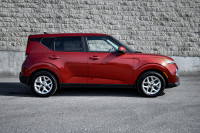 This 2022 Kia Soul is for sale today. This SUV has 84,689 kms. It's orange in colour . It has an aut... (image 1)