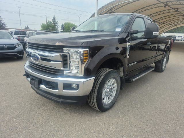 2019 Ford Super Duty F-350 SRW in Cars & Trucks in Calgary