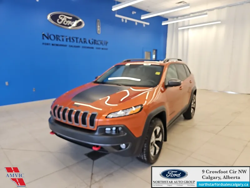2016 Jeep Cherokee Trailhawk | LOW KMS| LEATHER| SUNROOF| NAV| 4