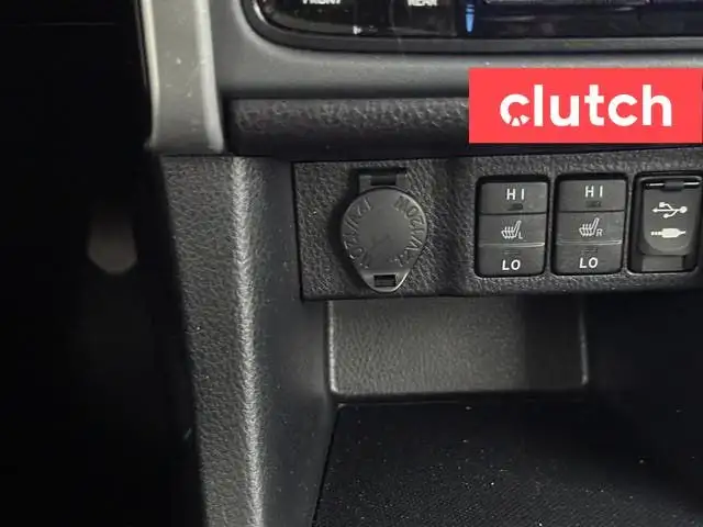 2018 Toyota Corolla LE w/ Heated Front Seats, Rearview Camera, C in Cars & Trucks in City of Toronto - Image 33